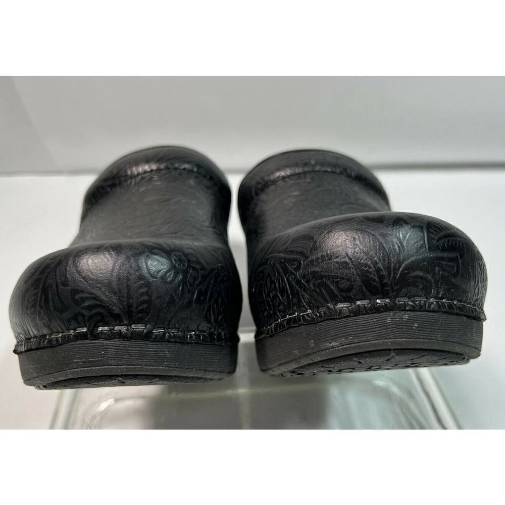 Dasnko XP 2.0 Black Floral Tooled Clogs Shoes Size 42 EU 11.5 12 US - Picture 3 of 12